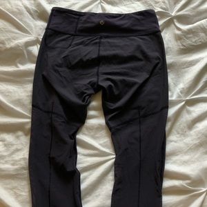 Dark blue/purple hue cropped lululemon pants